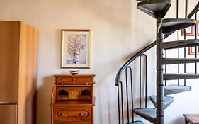 Tranquil Suite Near David
